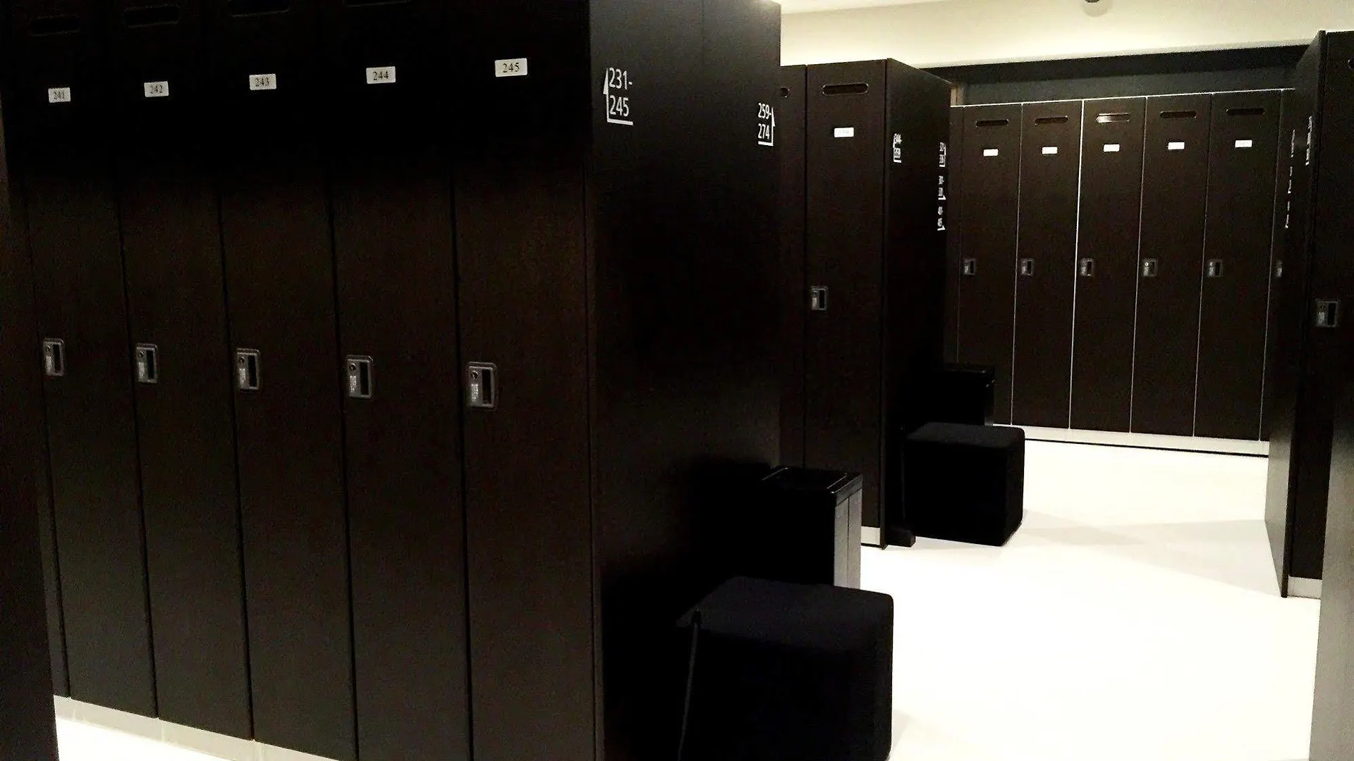 Capsule hotel Tokyo Ariake Bay Hotel